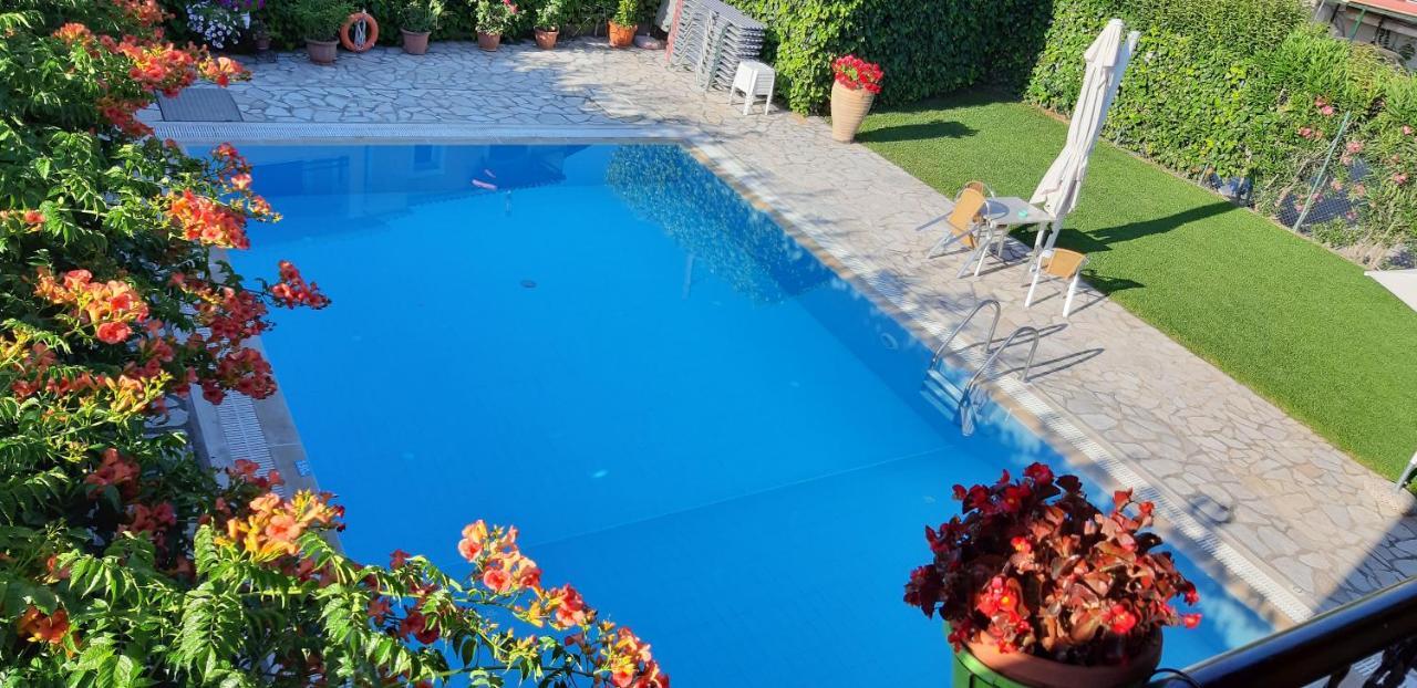 Kalypso Gouvia Aparthotel ภายนอก รูปภาพ