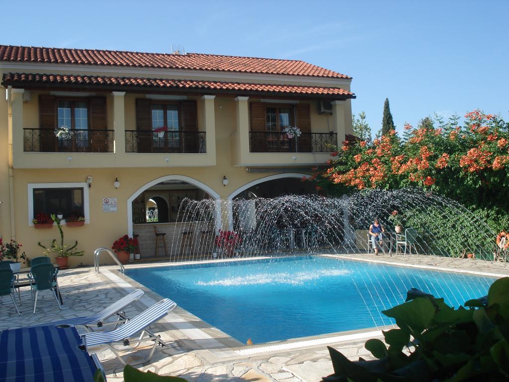 Kalypso Gouvia Aparthotel ภายนอก รูปภาพ