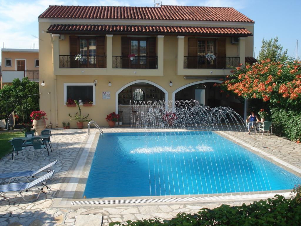Kalypso Gouvia Aparthotel ภายนอก รูปภาพ